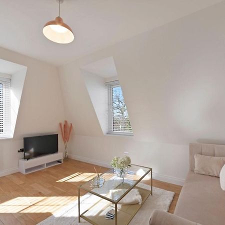 Spacious One Bed Loft Apartment Birchanger Екстер'єр фото